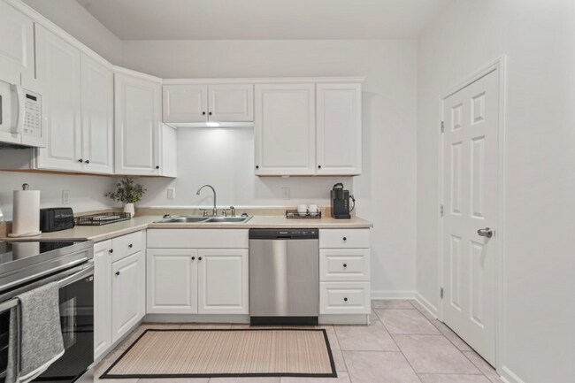 Photo - 217 Creedle Dr Unit A