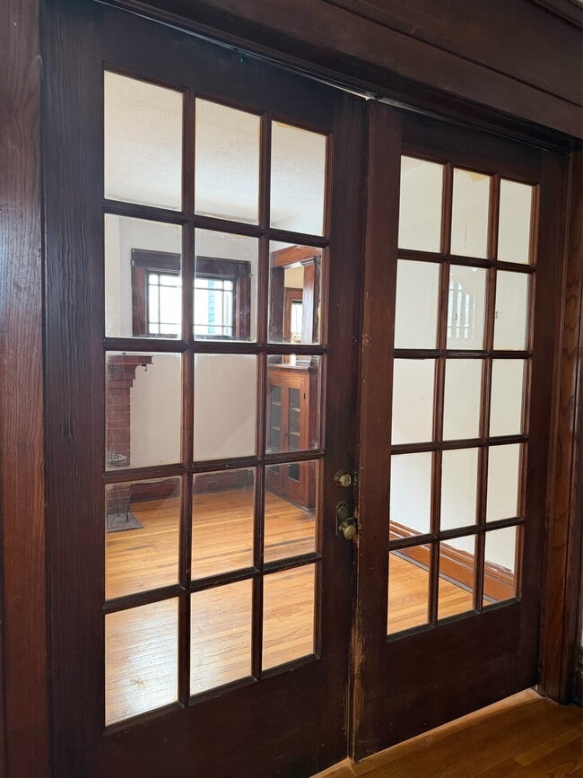 Photo - 612 Cherry St