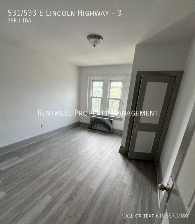 Photo - 531/533 E Lincoln Highway-3 Unidad 3