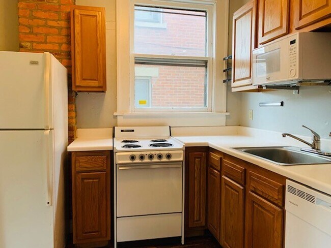 Photo - 1228-1232 Harrison Avenue Unidad 1228