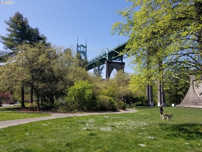 Photo - 8816 N Edison St