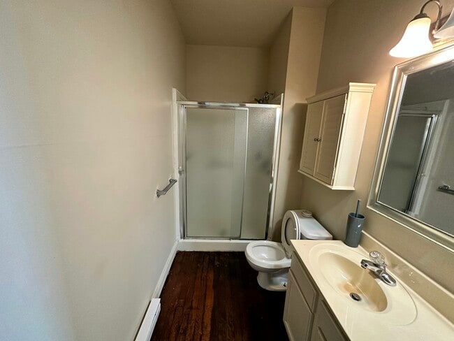 Photo - 2210 E Grand Ave Unit Apt 2