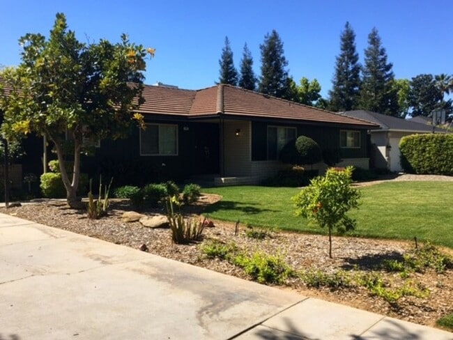 Photo - Beautiful 4 Bedroom Rental Home