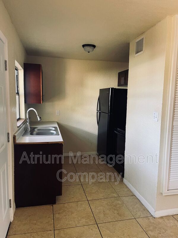 Photo - 1081 S Deleon Ave Rental