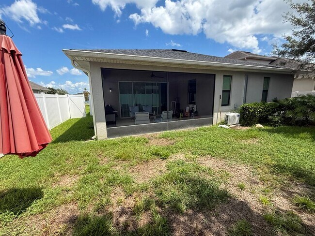 2524 Fontaine Dr