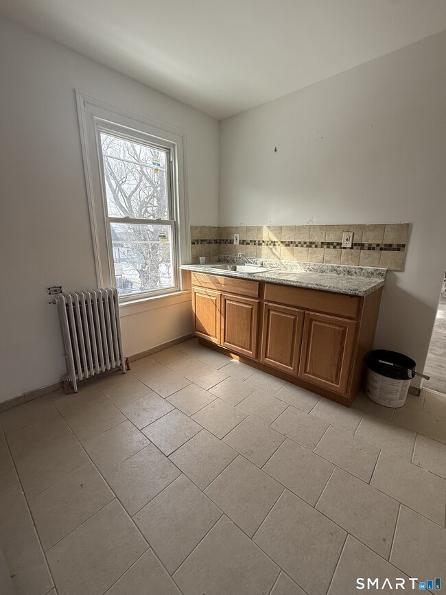 Photo - 250 Orange St