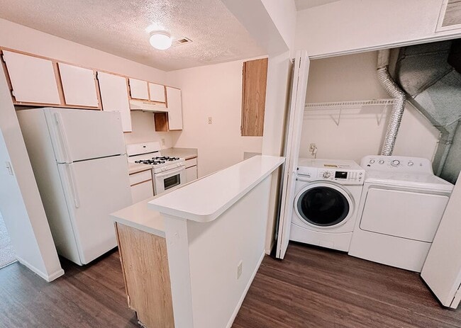 Tour our Columbus Townhomes!