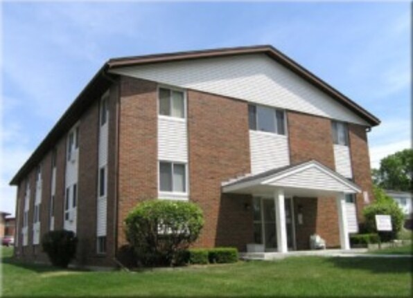 Sentinel Apartments - Sentinel Apartments