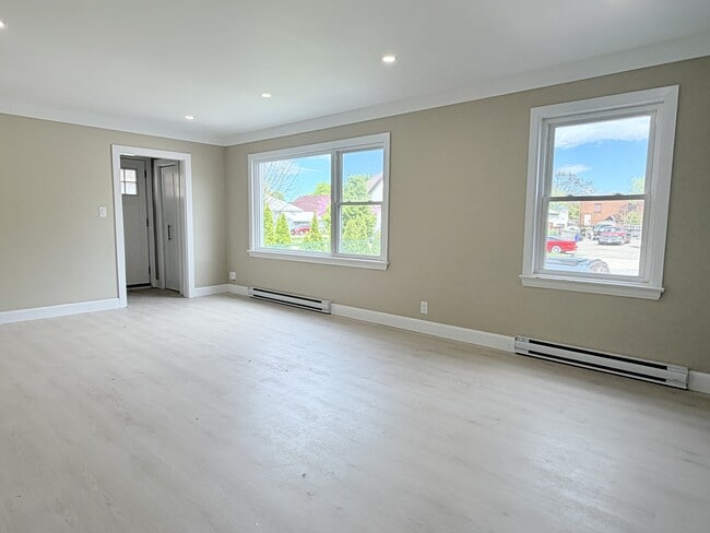 Photo - 149 Margaret St Unit 2 B