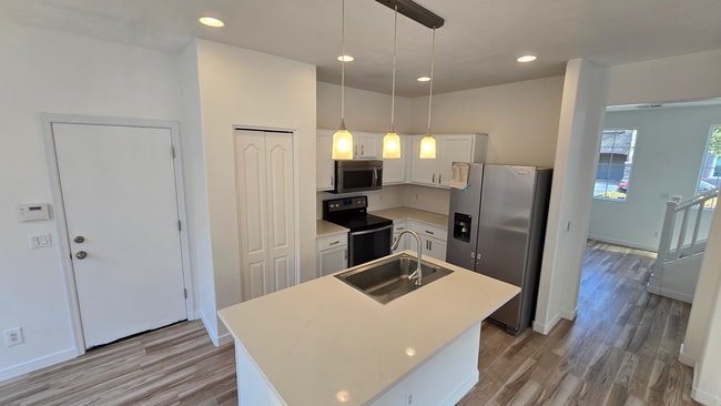 Photo - 6622 W Polk St Unit 6622 W Polk St