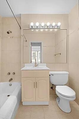 Photo - 430 W 34th St. Unit 7A