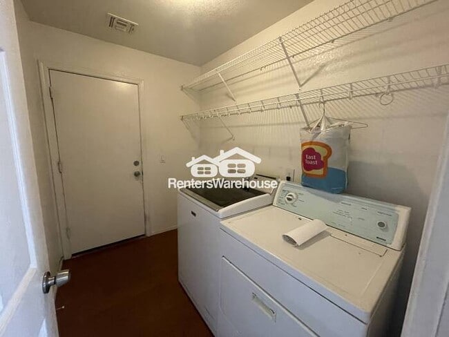 Photo - 3b 2ba $1850 South Mountain Area!