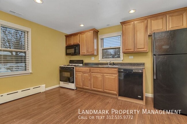 Photo - 6 E Eureka Dr