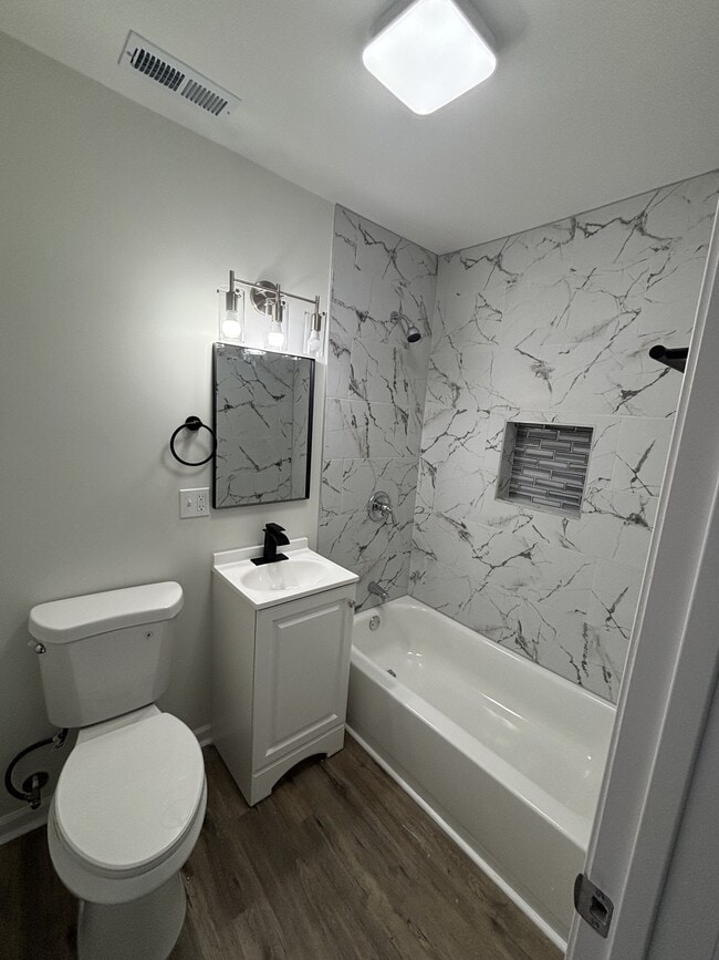 Photo - 2257 Central Dr