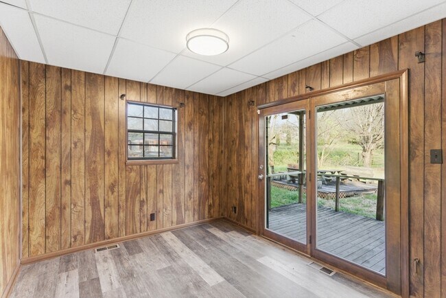 Photo - 7817 Old Rutledge Pike