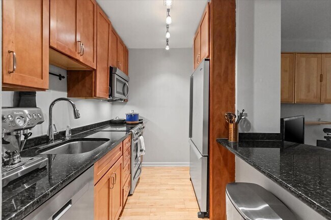 Photo - 535 N Michigan Ave Unit 407