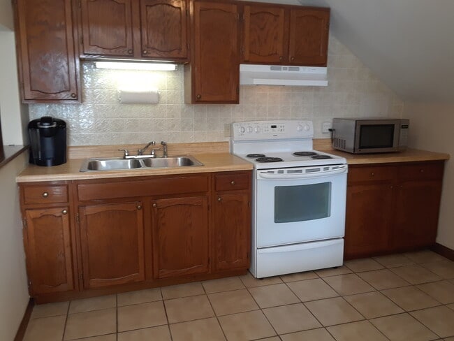 Photo - 1212 Riverside Ave Unit Furnished 2 Bed