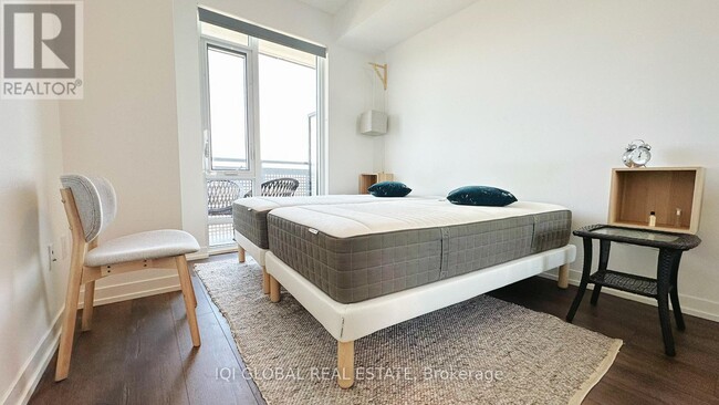 Photo - 2520 Eglinton Ave W Unité 1013