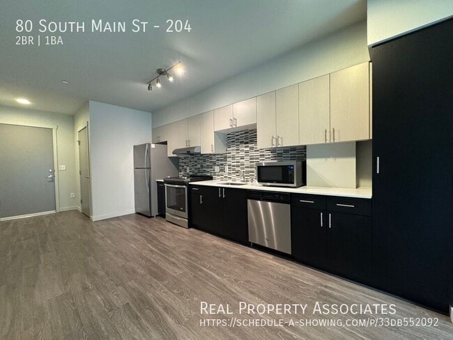 Building Photo - 80 South Main St Unit 204