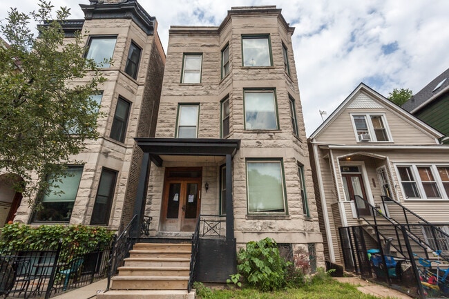 Photo - 1032 W Roscoe St Unit 3
