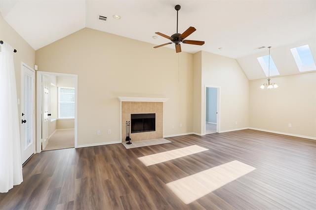 Photo - 4149-4141 One Pl Ln