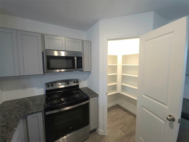 Photo - 16447 Valerie Marie Pl