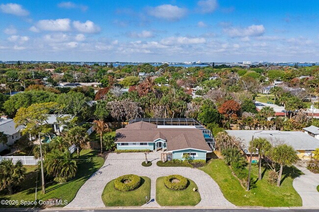 Photo - 974 Shannon Ave