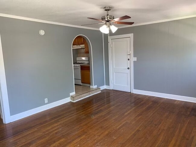 Photo - 2815 Primrose Ave Condo Unit B