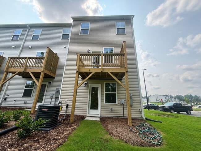 Photo - Room in Townhome on Gypsum Dr