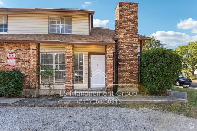 Building Photo - 6702 Windsor Hollow Dr Rental