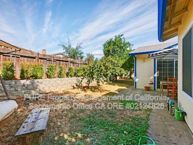 Photo - 3308 Chiswell Way