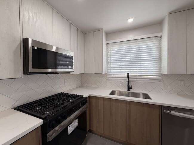 Photo - Stylish Fully Renovated 3-Bedroom Home with a Large Backyard