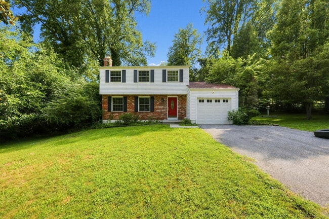 Building Photo - 4419 S Shore Dr
