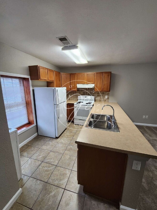 Photo - 1026 N Huron St