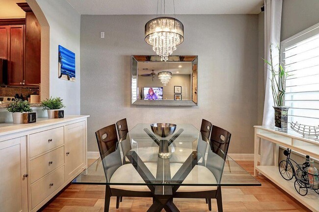 Photo - 400 Lake Monterey Cir