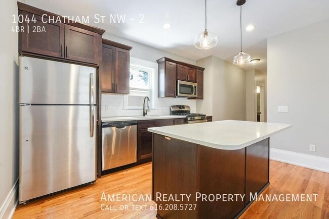 Photo - 1044 Chatham St NW Unidad 2