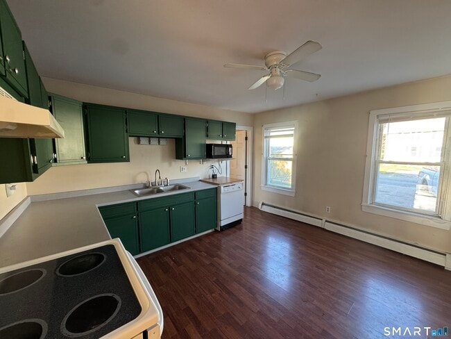Photo - 17-19-19 2nd St