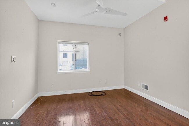 Building Photo - 1802 E Huntingdon St Unit 1