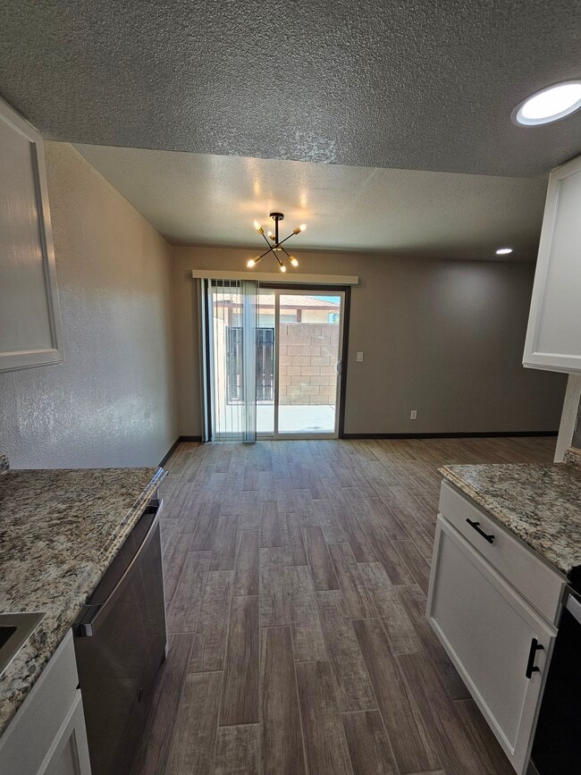 Photo - 860 E Brown Rd