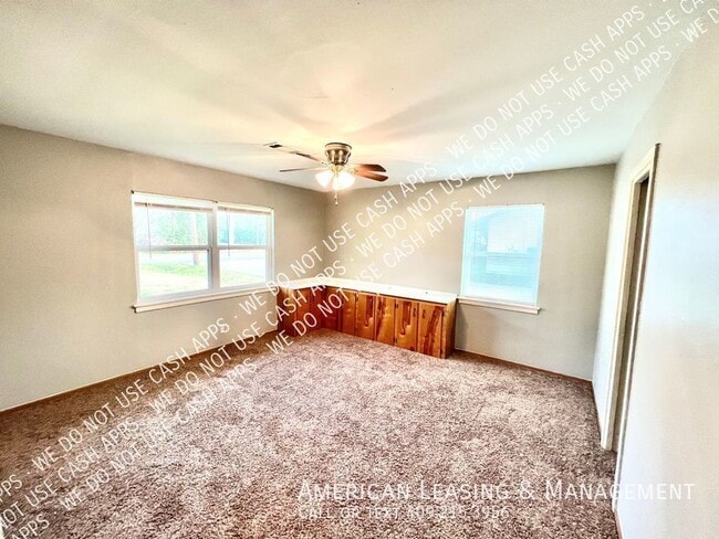 Photo - 1945 N 23rd St