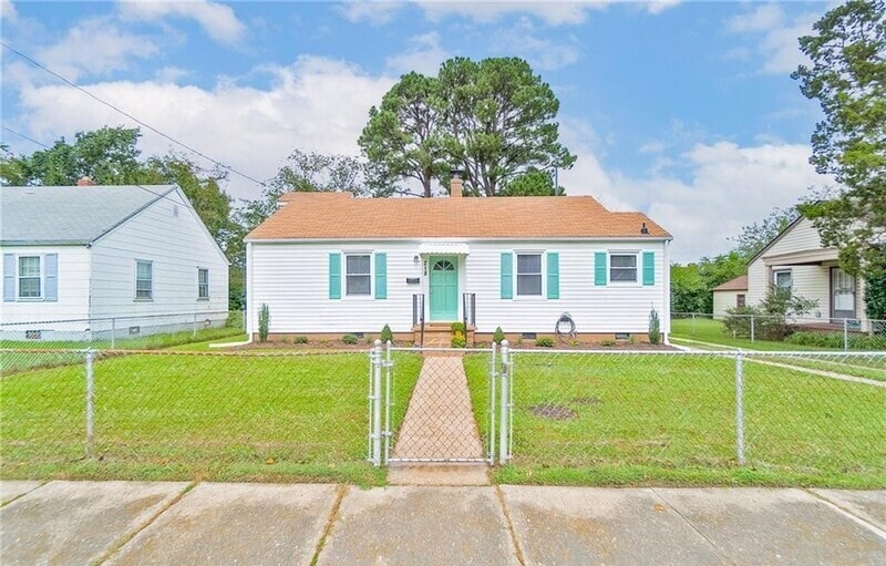 Photo - 218 Beechwood Ave