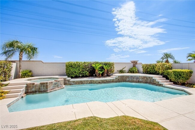 Photo - 326 Newcastle Bridge Ct