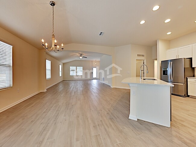 Photo - 351 Chasewood Dr