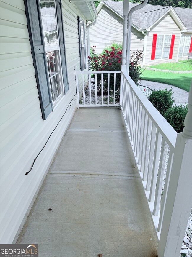 Photo - 324 Amelia Garden Way SE