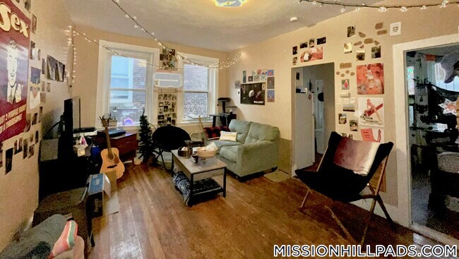 Photo - 71 S Huntington Ave Unidad 3