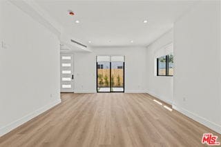 Photo - 5841 Kester Ave