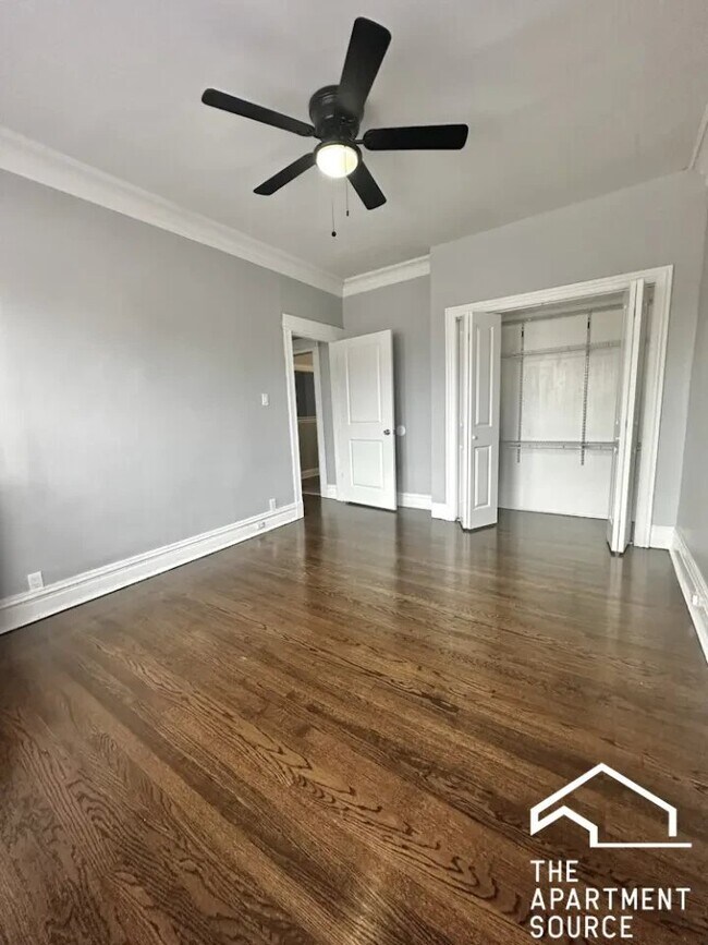 Photo - 1214 W Rosemont Ave Unit 1214 West Rosemont Avenue