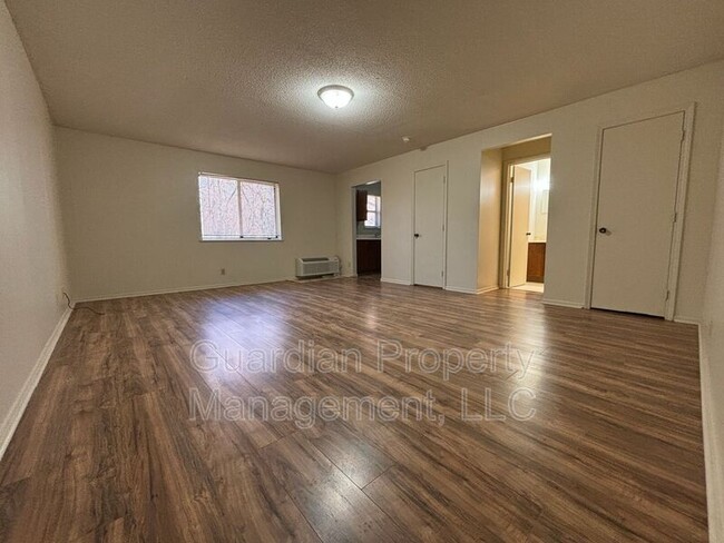 Photo - 1602 Brookside Dr Condo Unit 209