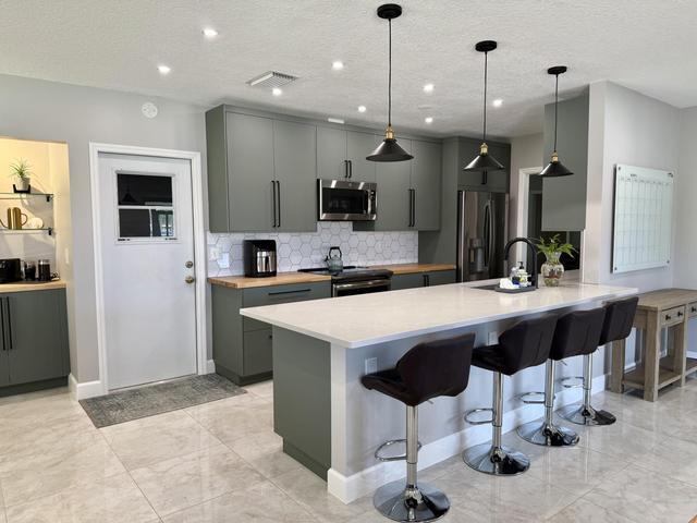 Photo - 367 NW 42nd St
