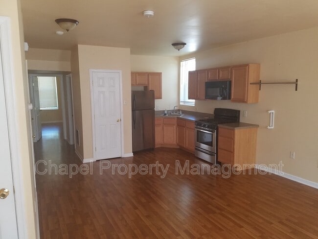 Photo - 1346 N 27th St